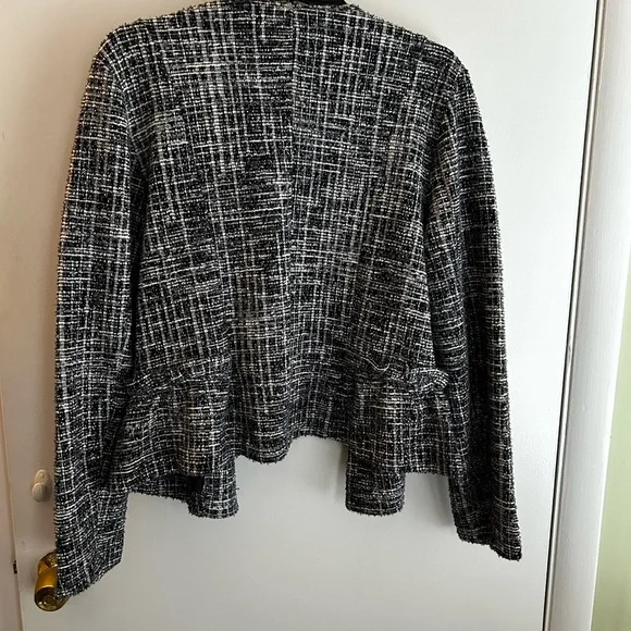 LOFT Women's Black and White Tweed Jacket - Picture 2 of 3